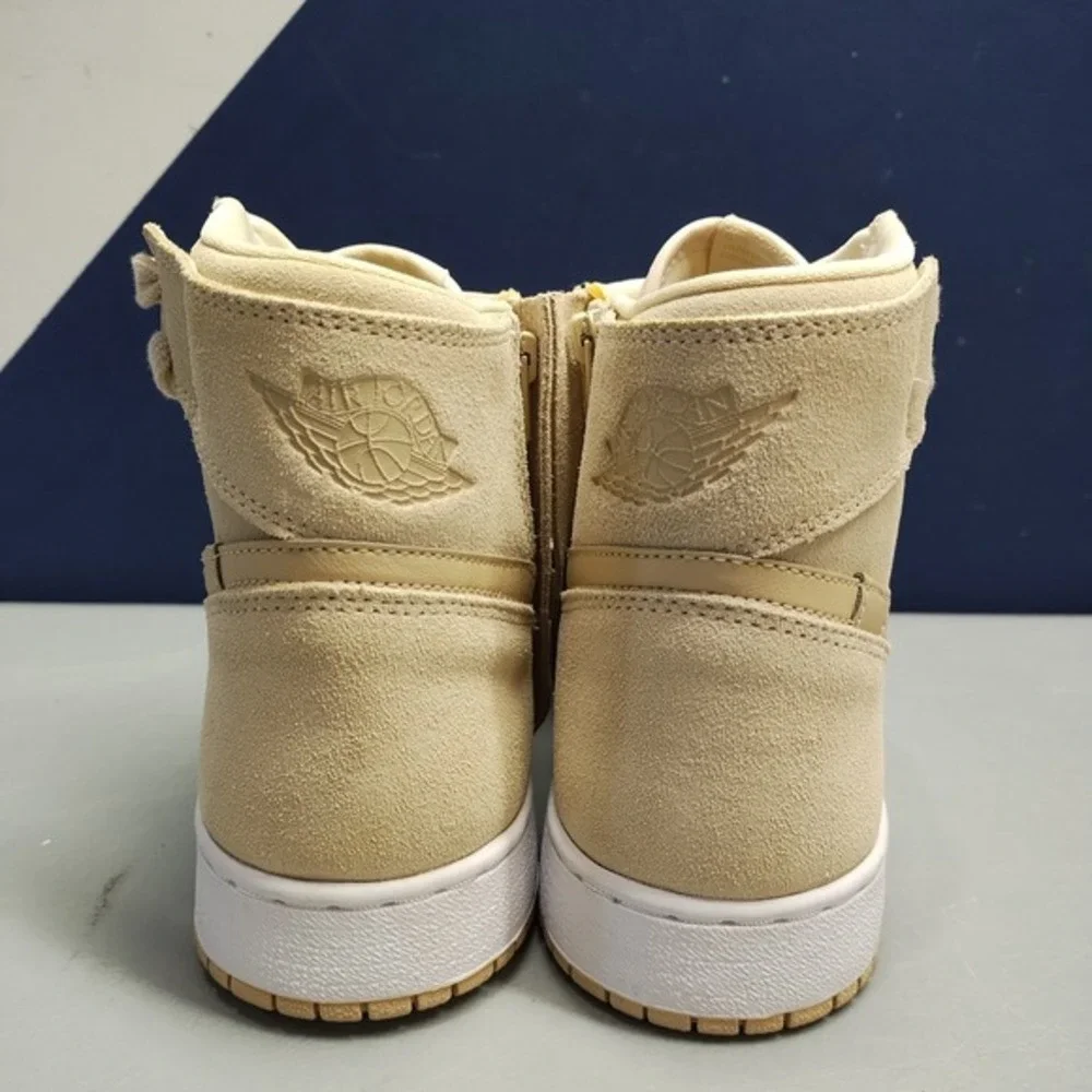 Nike Air Jordan 1 Rebel XX Sneakers Womens Size 8 Tan White Lace Up‎ AR5599-201